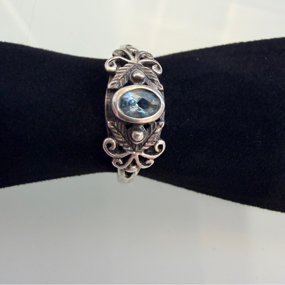 Elegant Silver and Blue Gemstone Ring